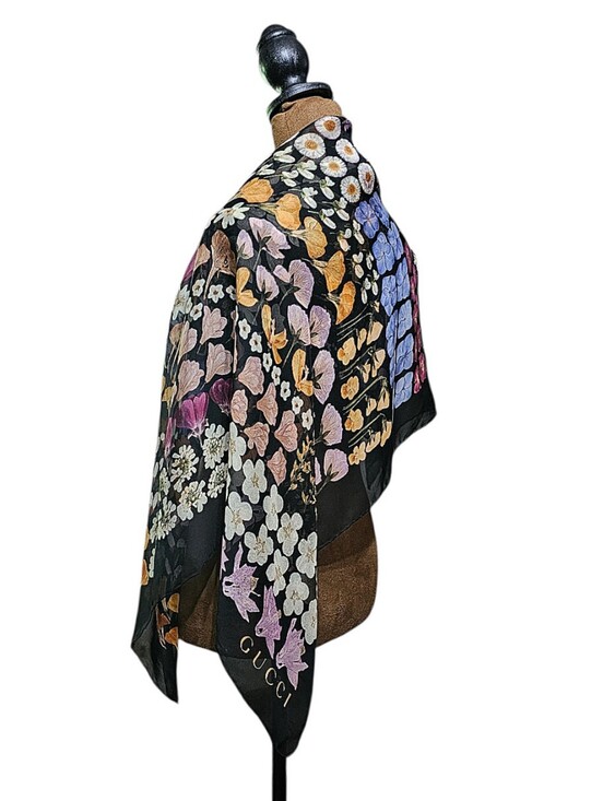 Gucci Accessories - GUCCI FLORA SCARF